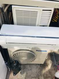 A picture of Split AC available in diff brand
