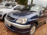A picture of Toyota raum 2003