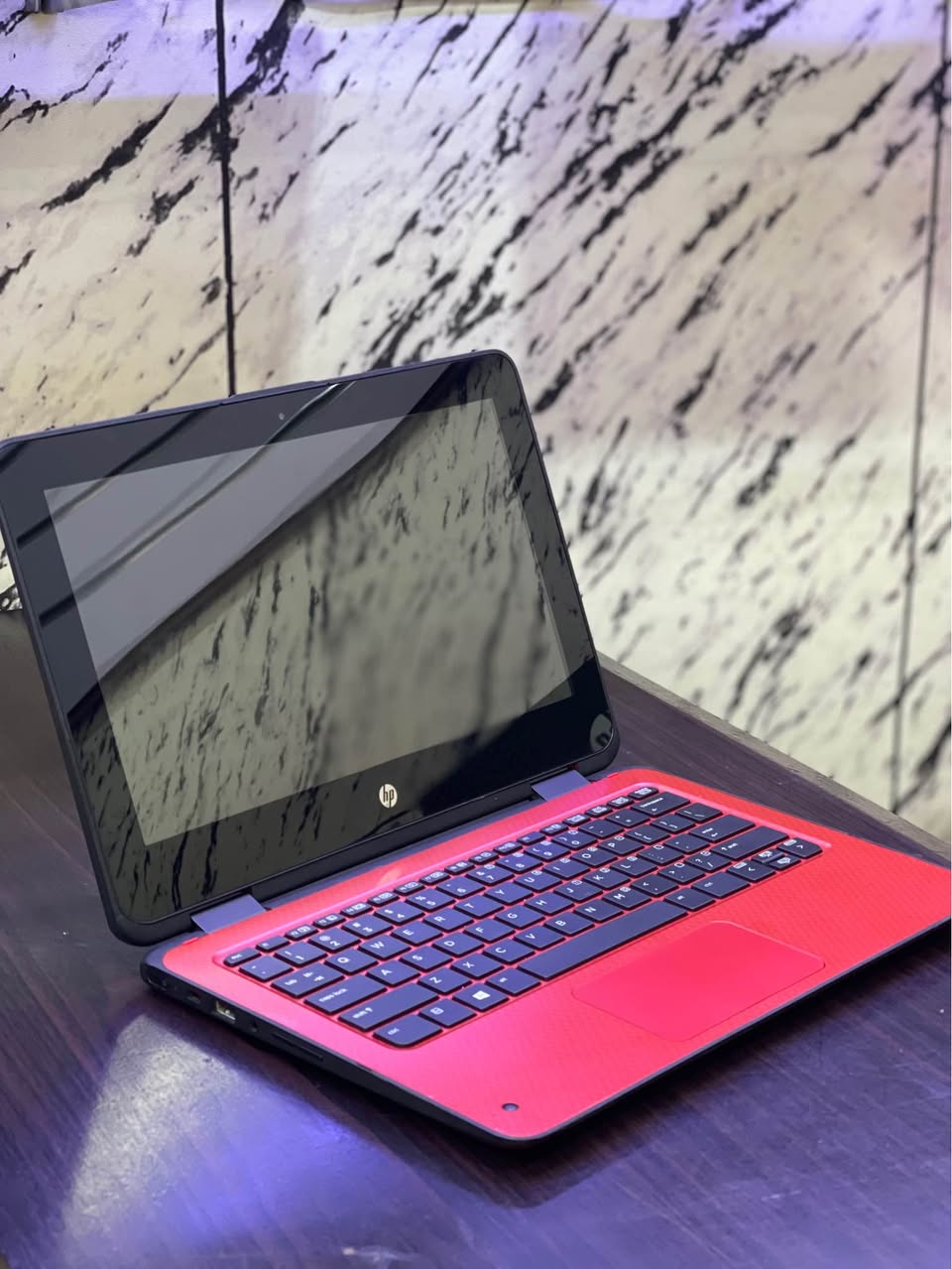 A picture of Hp probook 11e