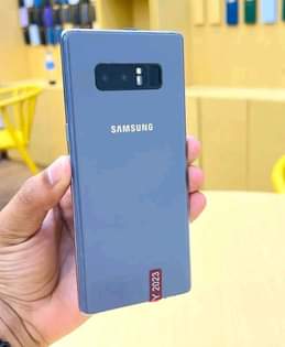 A picture of SAMSUNG GALAXY NOTE 8