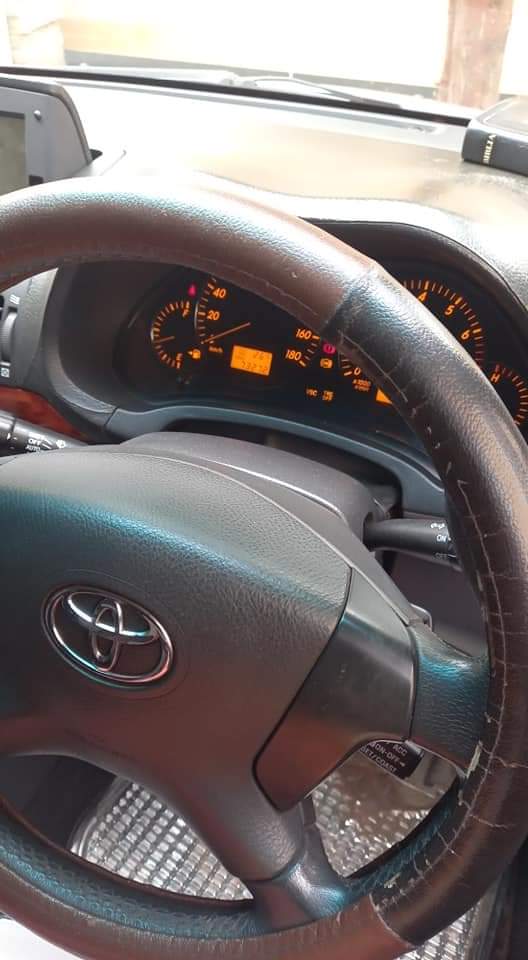A picture of Avensis