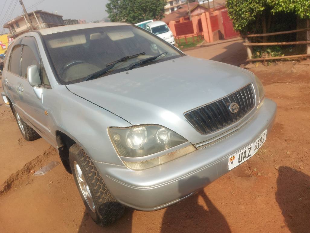 A picture of Harrier 2.2cc 16.5m 0705471381