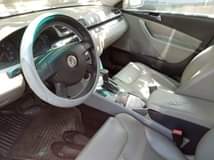 A picture of 2008 Volkswagen Passat 4Plugs