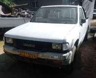 classifieds/cars isuzu