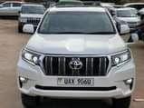A picture of 2015 Toyota Prado
