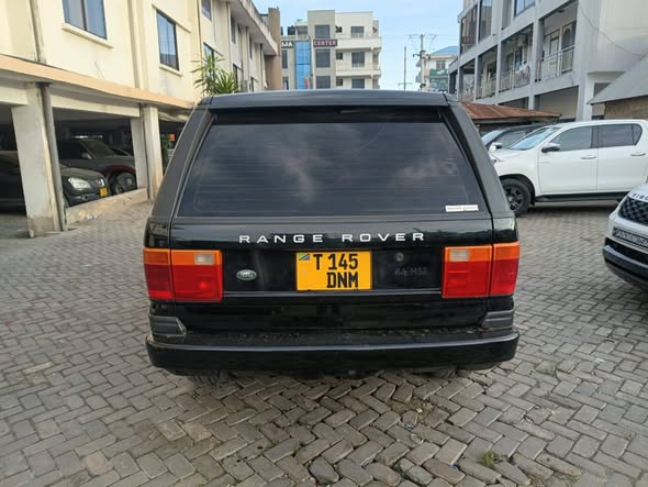 A picture of RangeRover0767058883