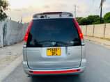 A picture of Toyota Noah sr40