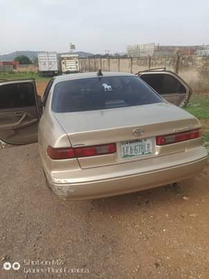 A picture of Nigerian used Camry pencil light