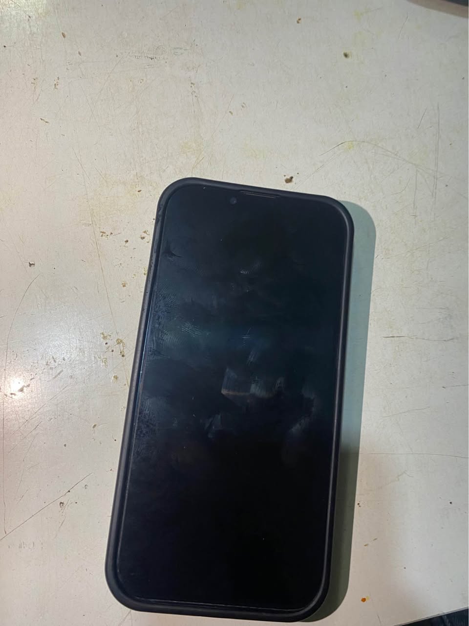 A picture of iPhone 13 128gb