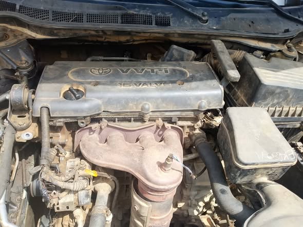 A picture of TOYOTA CAMRY 2008