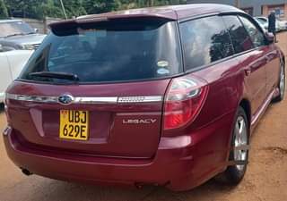 A picture of SUBARU LEGACY OUTBACK