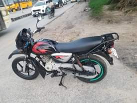 A picture of Boxer 125
