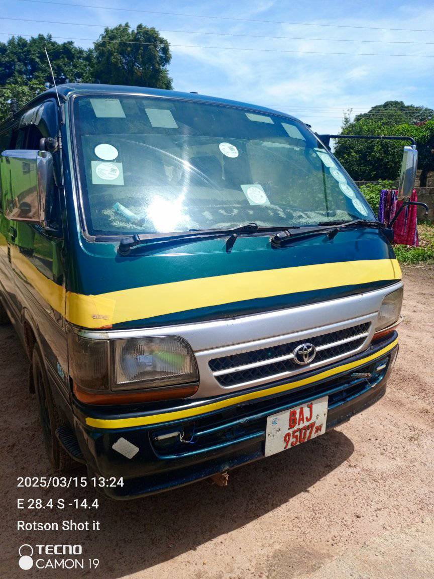 used toyota hiace