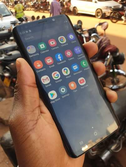 A picture of Samsung galaxy S9