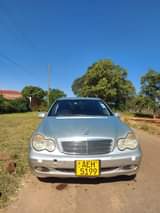 classifieds/cars mercedes