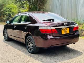 A picture of Toyota premio