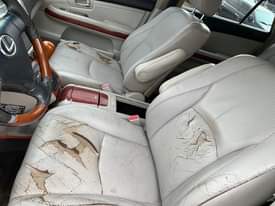 A picture of Lexus Rx 330 2005 modern