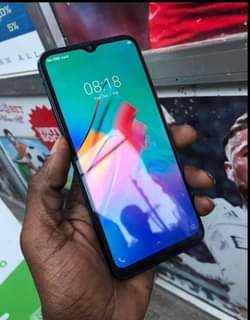 A picture of Infinix hot 10 play Gb 32 ram 2 4g network