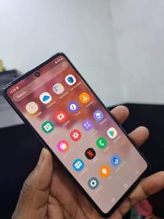 A picture of SAMSUNG S20FE