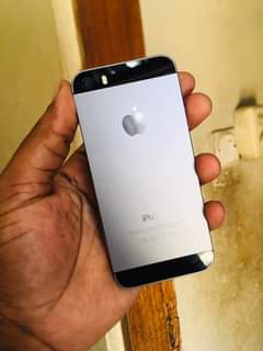 A picture of iphone 5 gb 32