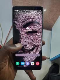 A picture of SAMSUNG NOTE8 AT 190000