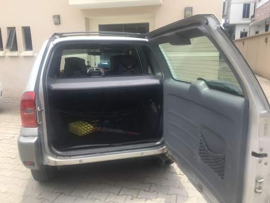 A picture of First body 2003 2004 registered Rav4 in an excellent condition.