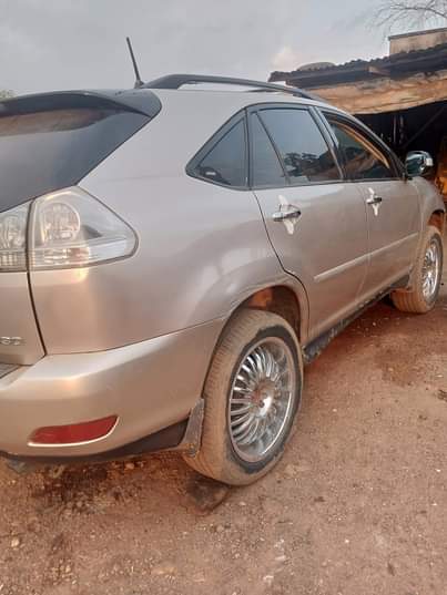 A picture of Lexus Rx330 Partially First body Untouched Engine Good Gear AC