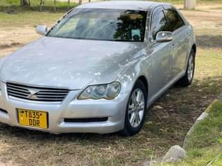 A picture of Toyota Mark X