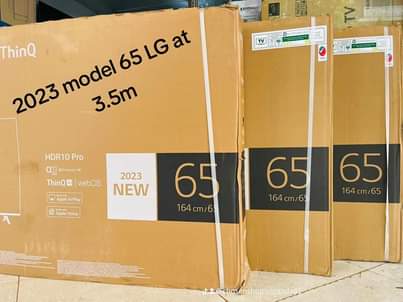 A picture of LG and Samsung Tvs 65 inches