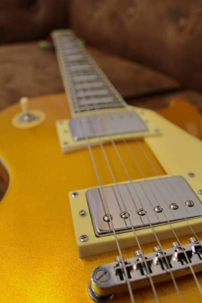 A picture of Les Paul electric guitar