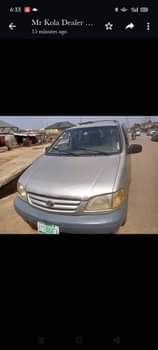 A picture of Toyota Sienna 2002 model Working perfectly well Baked on firstbody