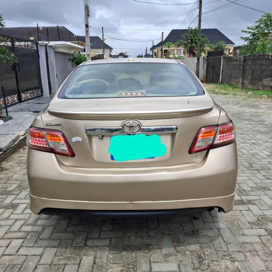 A picture of Registered Year 2010 Toyota Camry SE AC Gear Engine For