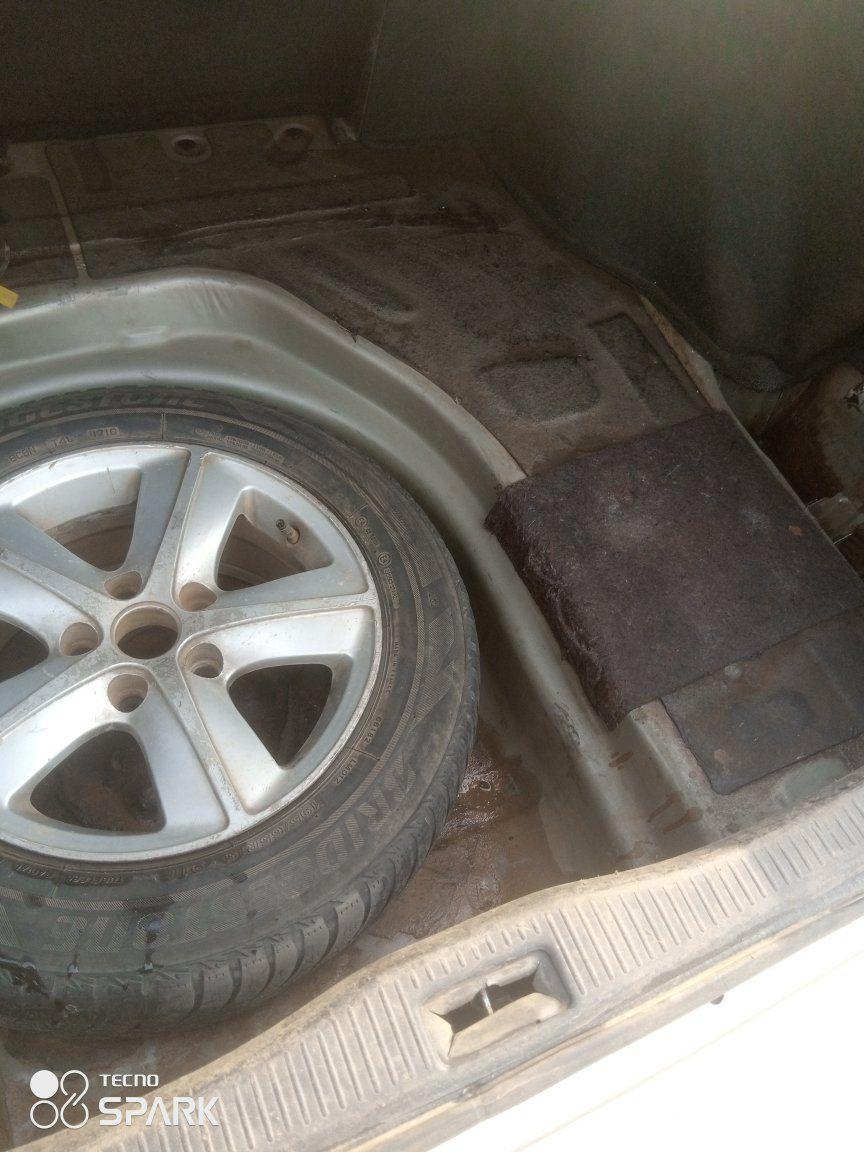 A picture of Toyota Camry tiny light
