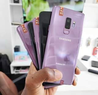A picture of Samsung s9