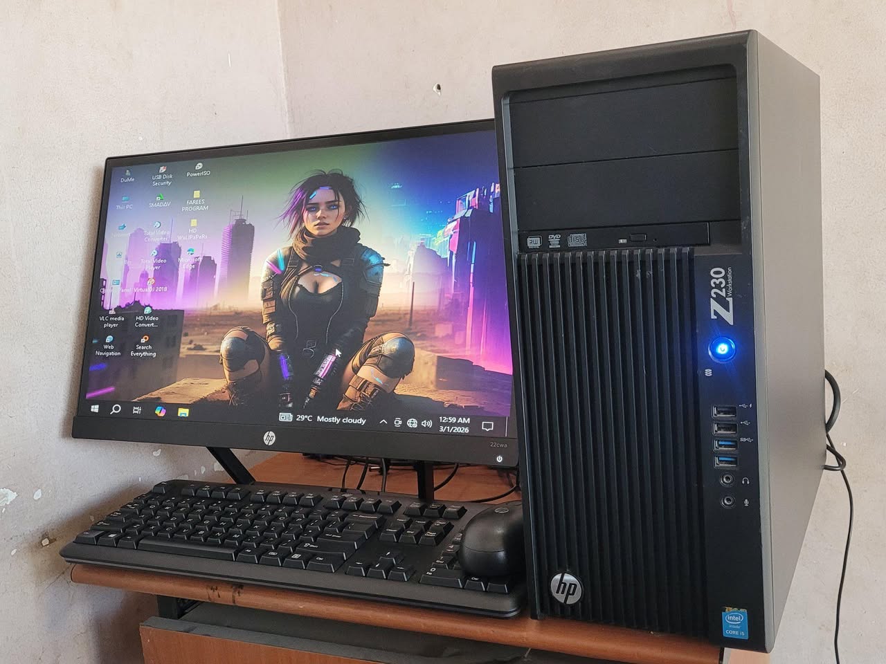 A picture of COMPUTER