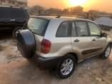 A picture of Toyota RAV4 04 05