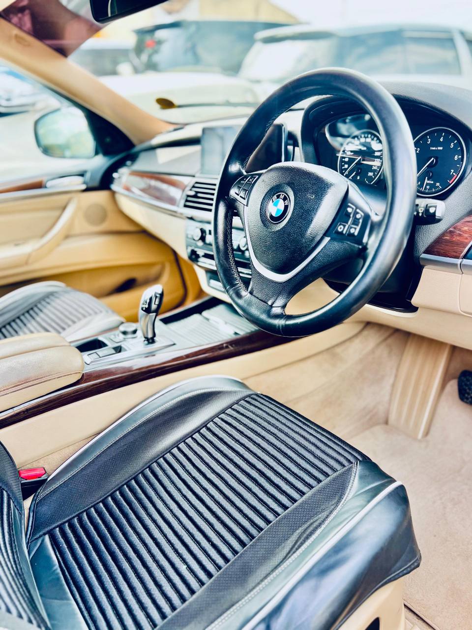 A picture of BMW X5