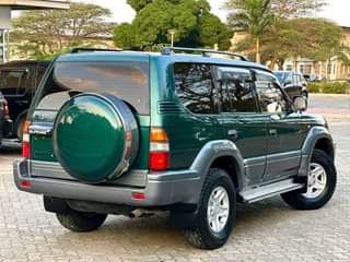 A picture of Toyota Landcruiser prado 1Kz diesel
