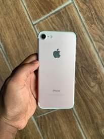 A picture of IPHONE 7 PLAIN