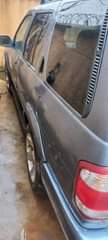 A picture of Nissan pathfinder 2002 model Engine and gear perfect Ac working