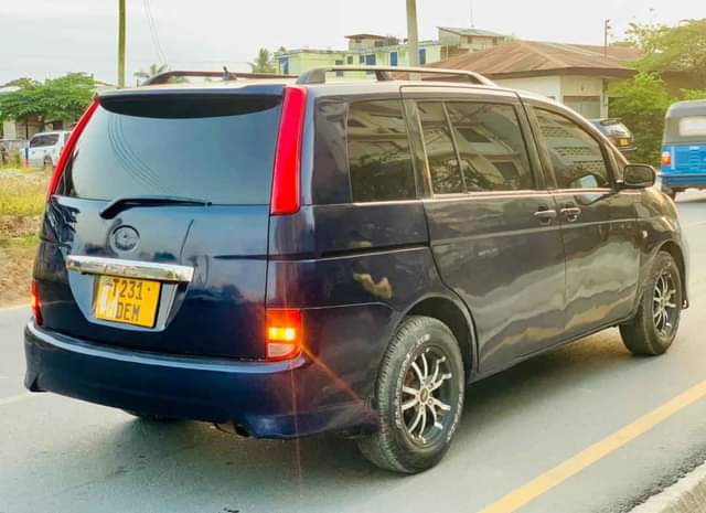 A picture of Toyota Asisi
