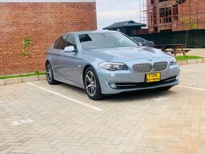 classifieds/cars bmw