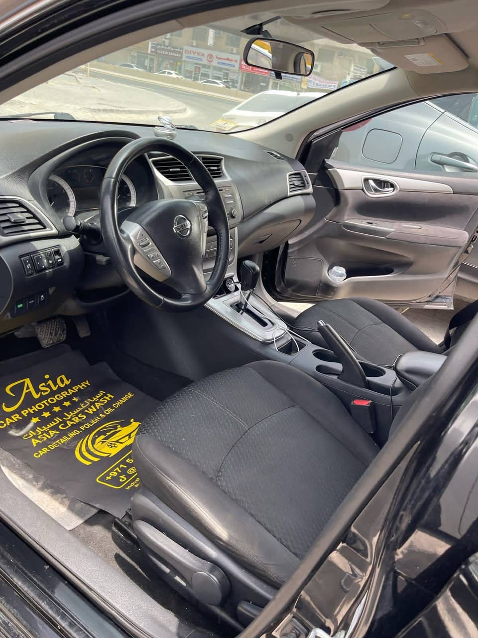 A picture of 2014 Nissan Sentra sr