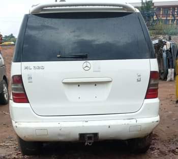 A picture of Mercedes Benz ML 320