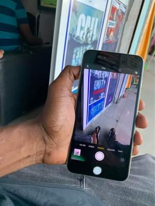 A picture of Iphone 6 plus 128Gb