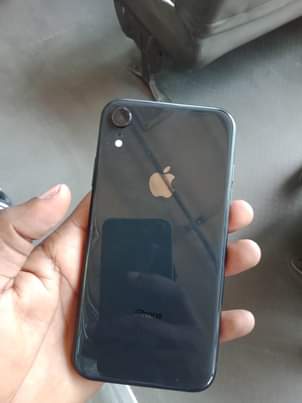 A picture of iPhone XR