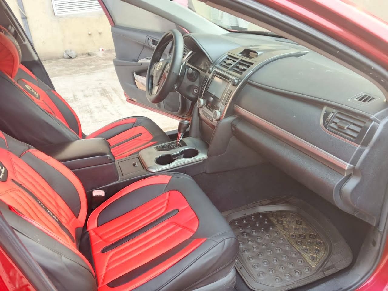 A picture of Belgium Equivalent Toyota Camry 2014 on Distress Sales 9.8m last