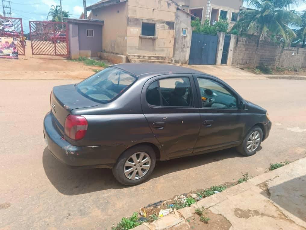 A picture of Toyota Echo