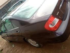 A picture of 04 camry