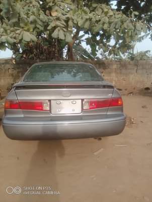 A picture of Camry drop light